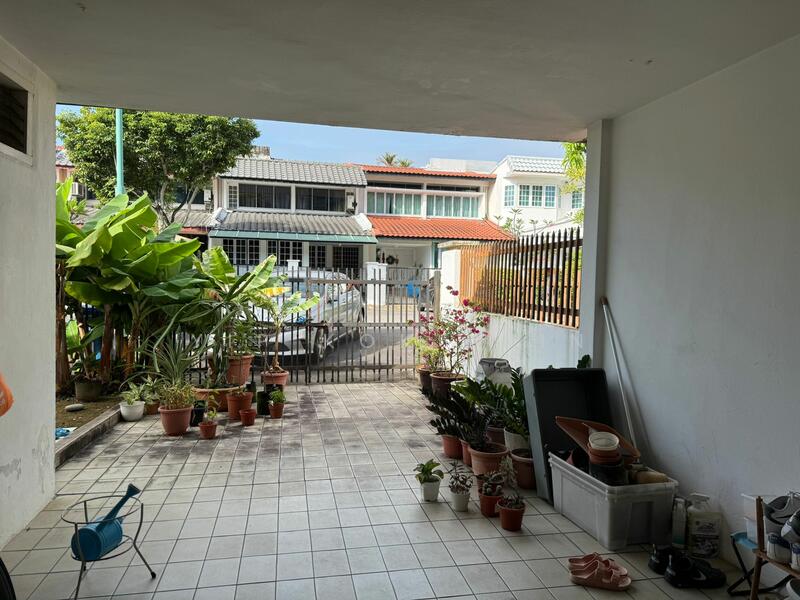 For Rent - Quiet Terrace along west coast ave