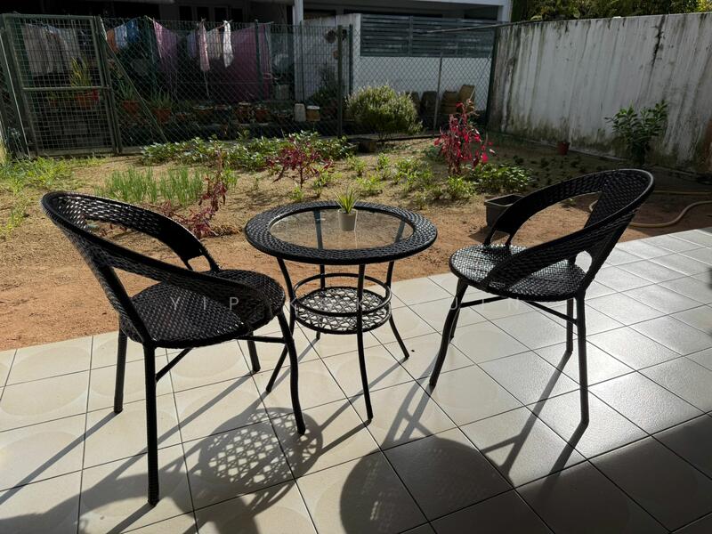 For Rent - Quiet Terrace along west coast ave