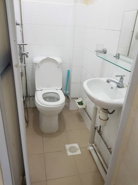 131 Jalan Bukit Merah, 131 Jalan Bukit Merah, Room Rental, 200 sqft, HDB Flat For Rent, by Mickey Yeo B S, 21563987 - PropertyGuru.com.sg
