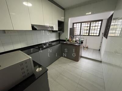 For Rent - 330 Sembawang Close