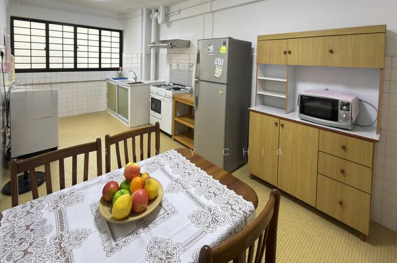 637 Ang Mo Kio Avenue 6, 637 Ang Mo Kio Avenue 6, 2 Bedrooms, 732 sqft, HDB Flat For Rent, by Sidney Chia, 21565713 - PropertyGuru.com.sg