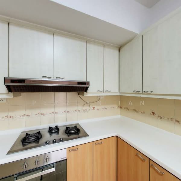 Clementi Park, 137 Sunset Way, 3 Bedrooms, 1,960 sqft, Condominium For Rent, by Pearlyn Tan, 21567870 - PropertyGuru.com.sg