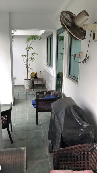 Stratford Court, 41A Bedok Ria Crescent, 3 Bedrooms, 1,625 sqft, Condominium For Sale, by Hussein Esabhai Papar, 21573093 - PropertyGuru.com.sg