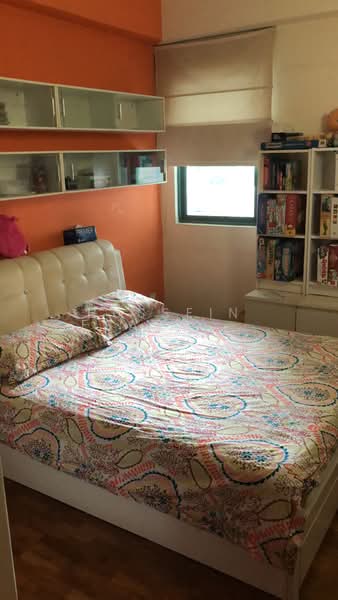 Stratford Court, 41A Bedok Ria Crescent, 3 Bedrooms, 1,625 sqft, Condominium For Sale, by Hussein Esabhai Papar, 21573093 - Bedroom 1 - PropertyGuru.com.sg