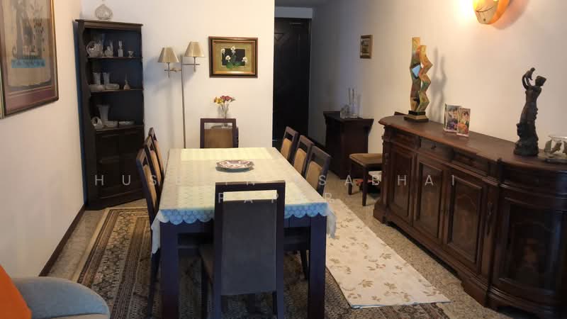 Stratford Court, 41A Bedok Ria Crescent, 3 Bedrooms, 1,625 sqft, Condominium For Sale, by Hussein Esabhai Papar, 21573093 - Dining Room - PropertyGuru.com.sg