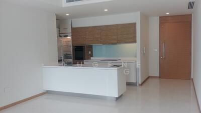 For Sale - Concourse Skyline