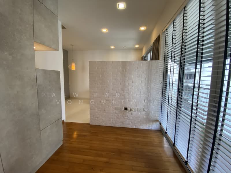 RV Suites, 396 River Valley Road, 2 Bedrooms, 1,066 sqft, Apartment For Rent, by Paew Parichart Vongvitavat, 21575170 - PropertyGuru.com.sg