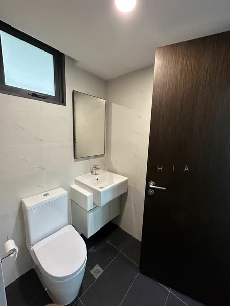 Symphony Suites, 3 Yishun Close, 2 Bedrooms, 689 sqft, Condominium For Rent, by Elphine Chia, 21586105 - PropertyGuru.com.sg