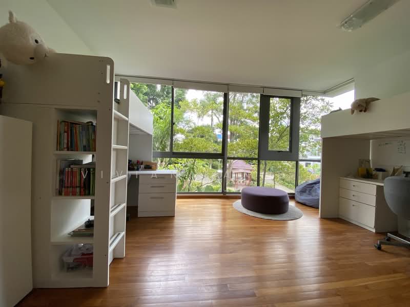 Shamrock Villas, Namly Place, 5 Bedrooms, 6,100 sqft, Detached House For Rent, by Vivian Tan B L, 21597965 - Very good size master bedroom room with greenery view - PropertyGuru.com.sg