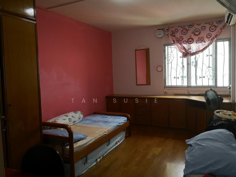 For Rent - 438 Tampines Street 43