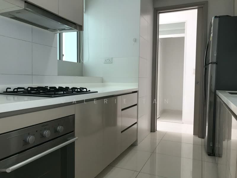 Optima @ Tanah Merah Condominium For Sale at S$ 2,450,000 | PropertyGuru Singapore - Kitchen