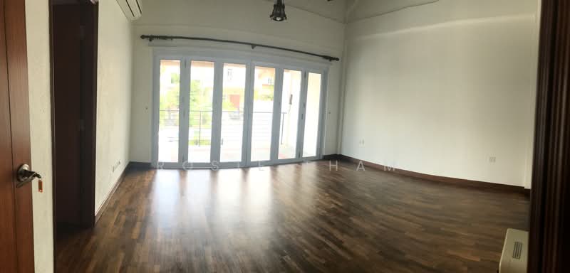 JALAN JARAK, JALAN JARAK, 4 Bedrooms, 2,800 sqft, Semi-Detached House For Rent, by Rosie Tham, 21609064 - PropertyGuru.com.sg