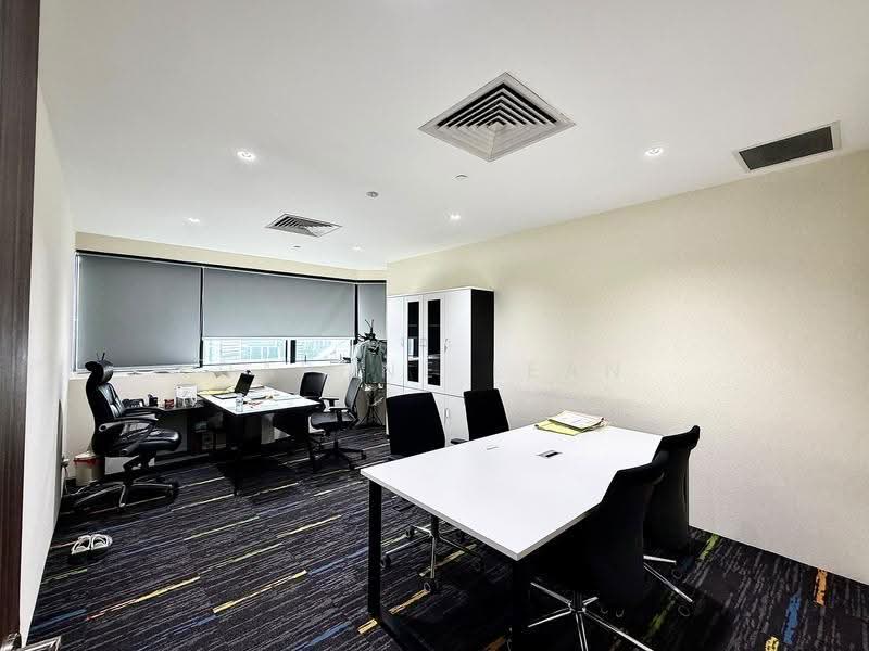 Chinatown Point, 133 New Bridge Road, Boat Quay / Raffles Place / Marina, 2,346 sqft, Office For Rent, by Daphne Lean, 21613924 - Interior - CommercialGuru.com.sg