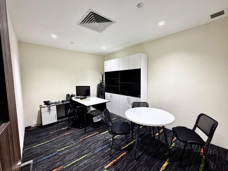 Chinatown Point, 133 New Bridge Road, Boat Quay / Raffles Place / Marina, 2,346 sqft, Office For Rent, by Daphne Lean, 21613924 - Study - CommercialGuru.com.sg