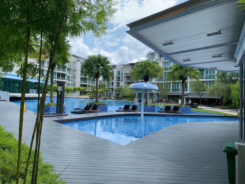 Canberra Residences, 501 Canberra Drive, 2 Bedrooms, 958 sqft, Condos