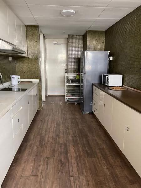Orchard Towers, 1 Claymore Drive, Orchard / River Valley, Room Rental, 100 sqft, Apartment For Rent, by Jackie Aw, 21616478 - PropertyGuru.com.sg