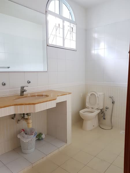 Leng Kong Dua, LengKong Dua, 5 Bedrooms, 5,800 sqft, Semi-Detached House For Rent, by Albert Tan, 21617270 - PropertyGuru.com.sg