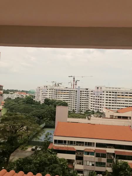 Bedok Court, 297 Bedok South Avenue 3, 3 Bedrooms, 2,411 sqft, Condominium For Rent, by Juliana Ang, 21618665 - Excellent city/pool views - PropertyGuru.com.sg