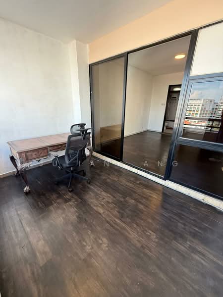 Bedok Court, 297 Bedok South Avenue 3, 3 Bedrooms, 2,271 sqft, Condominium For Rent, by Juliana Ang, 21618665 - Master Balcony - PropertyGuru.com.sg