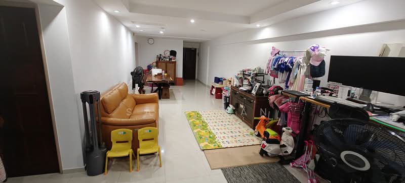 130 Edgedale Plains, 130 Edgedale Plains, 3 Bedrooms, 1,194 sqft, HDB Flat For Rent, by Sam Chan, 21621461 - PropertyGuru.com.sg