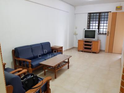 For Rent - 223 Serangoon Avenue 4