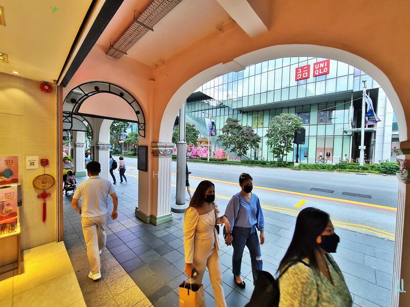 Orchard Rd Shibuya Crossing of Sg!Can Open 24-7!4 Malls!, 180 Orchard Rd Opposite Somerset MRT! Emerald Hill!, 625 sqft, Other Retail For Rent, by HT Lee, 21634086 - CommercialGuru.com.sg