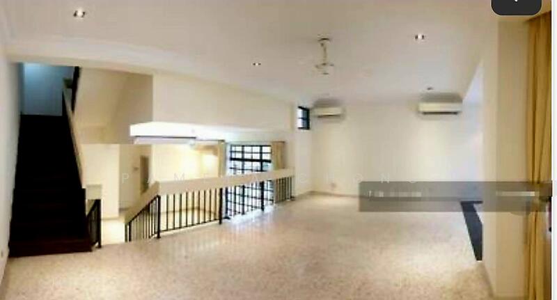 SOLE AGENT ⭐️ SPACIOUS 3 STOREY SEMID ⭐️LARGE GARDEN/HUGE ENTERTAINMENT/HENRY Pk☎️PAM 90228600, Mount Sinai / Moonbeam/ Holland Grove, 5 Bedrooms, 4,000 sqft, Semi-Detached House For Sale, by Pamela Chong, 21636053 - PropertyGuru.com.sg