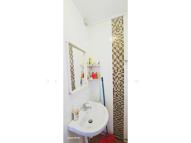 114 Hougang Avenue 1, 114 Hougang Avenue 1, 2 Bedrooms, 710 sqft, HDB Flat For Rent, by Desmond Low, 21636744 - PropertyGuru.com.sg
