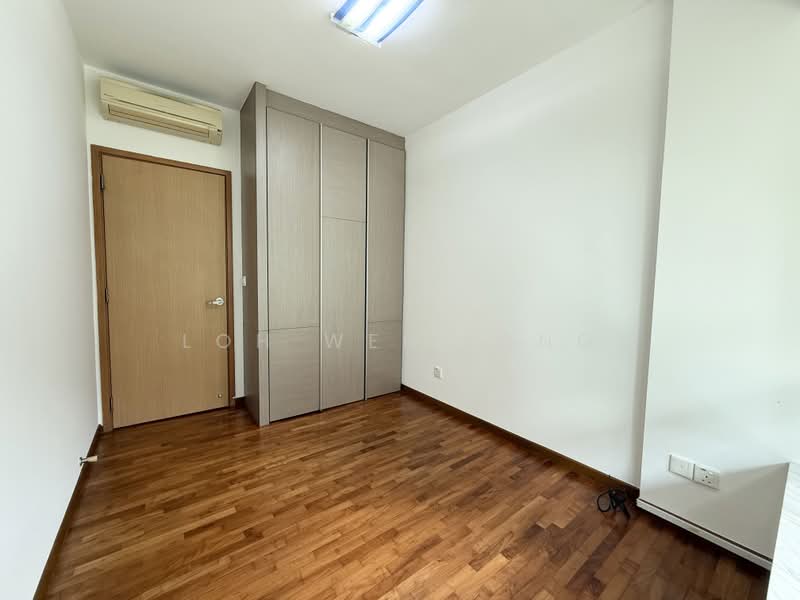 The Calrose, 513 Yio Chu Kang Road, 3 Bedrooms, 1,421 sqft, Condominium For Rent, by Loh Wei Yong, 21636938 - Common bedroom 1 - PropertyGuru.com.sg