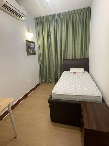 Parc Oasis, 51 Jurong East Avenue 1, 2 Bedrooms, 500 sqft, Condominium For Rent, by Mary Hou, 21641827 - PropertyGuru.com.sg