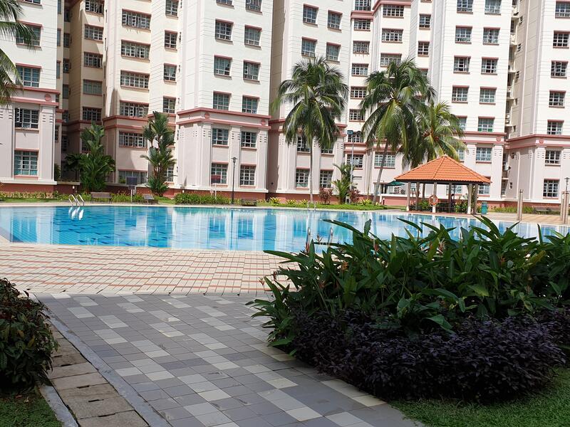 Azalea Park Condo, 2 Flora Road, 4 Bedrooms, 1679 sqft, Condos