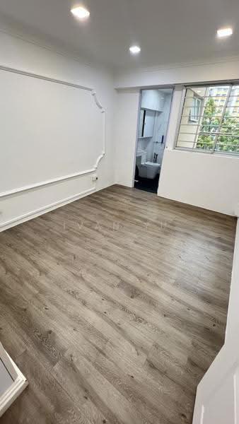 215 Tampines Street 23, 215 Tampines Street 23, Pasir Ris / Tampines, 3 Bedrooms, 1,113 sqft, HDB Flat For Rent, by Ivan Yu, 21642603 - Bathroom - PropertyGuru.com.sg