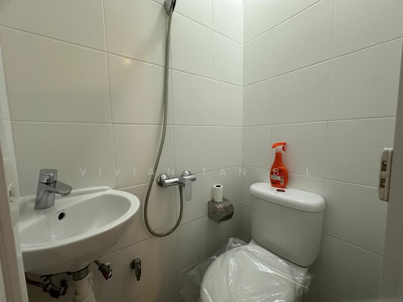 Buckley Classique, , 3 Bedrooms, 1,475 sqft, Condominium For Rent, by Vivian Tan B L, 21642976 - PropertyGuru.com.sg