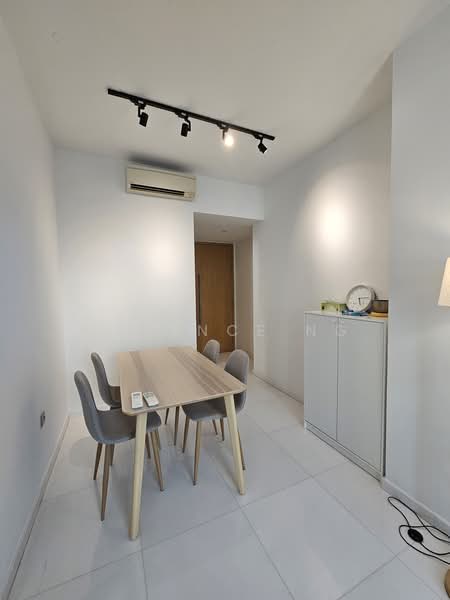 26 Newton, , 2 Bedrooms, 775 sqft, Condominium For Rent, by Terence Ng, 21645901 - 4 seater dining area - PropertyGuru.com.sg