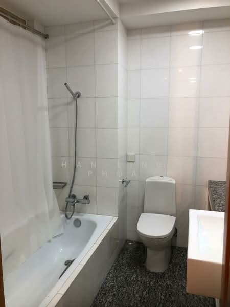 Visioncrest, 33 Oxley Rise, 3 Bedrooms, 1,152 sqft, Apartment For Rent, by Han Ling Phua, 21648189 - PropertyGuru.com.sg