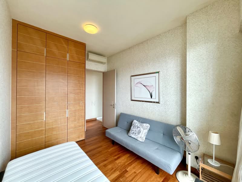 Rivergate, 99 Robertson Quay, 2 Bedrooms, 1,044 sqft, Apartment For Rent, by Kwan Le Yuan, 21651135 - PropertyGuru.com.sg