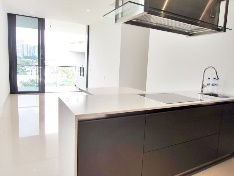 The Crest, 107 Prince Charles Crescent, 2 Bedrooms, 947 sqft, Condominium For Rent, by Serene Lim, 21651386 - PropertyGuru.com.sg