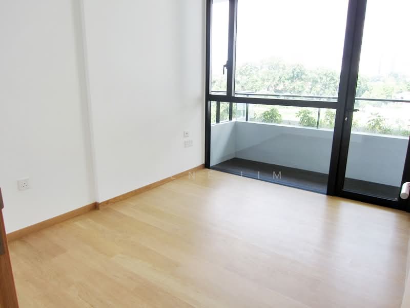 The Crest, 107 Prince Charles Crescent, 2 Bedrooms, 947 sqft, Condominium For Rent, by Serene Lim, 21651386 - PropertyGuru.com.sg