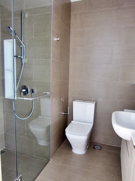The Crest, 107 Prince Charles Crescent, 2 Bedrooms, 947 sqft, Condominium For Rent, by Serene Lim, 21651386 - PropertyGuru.com.sg