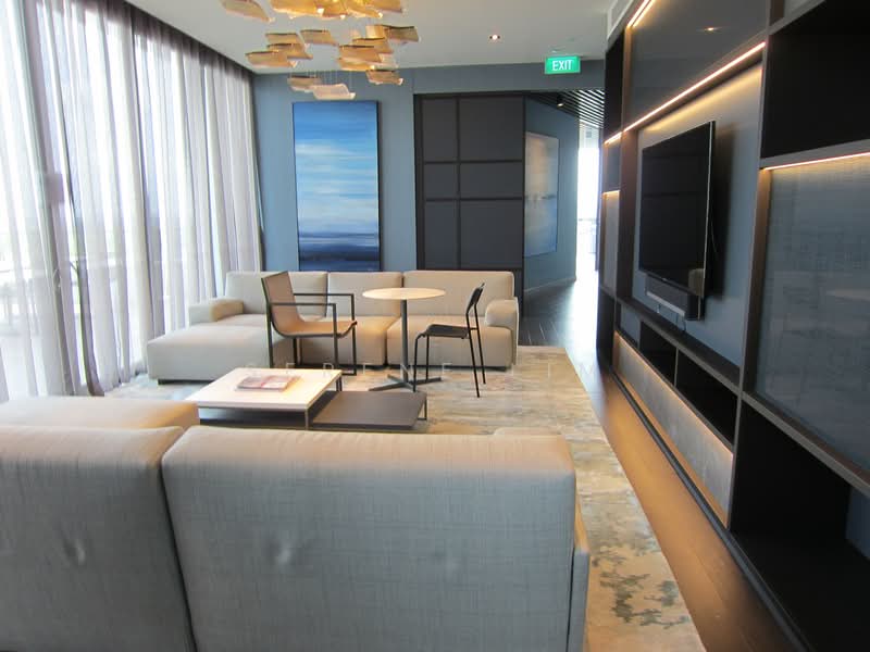 The Crest, 107 Prince Charles Crescent, 2 Bedrooms, 947 sqft, Condominium For Rent, by Serene Lim, 21651386 - PropertyGuru.com.sg