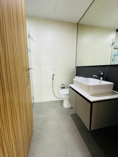 For Rent - FLO Residence