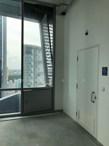 Oxley Tower, 138 Robinson Road, 1,152 sqft, Office For Rent, by Wayne Heng, 21653436 - CommercialGuru.com.sg