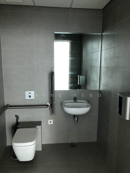 Oxley Tower, 138 Robinson Road, 1,152 sqft, Office For Rent, by Wayne Heng, 21653436 - CommercialGuru.com.sg