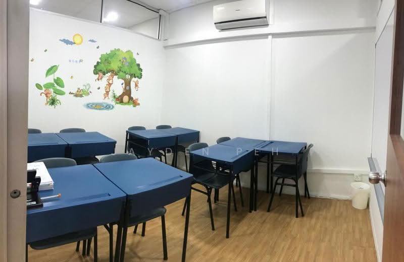 Parkway Centre, 1 Marine Parade Central, East Coast / Marine Parade, 829 sqft, Office For Rent, by Jayden Peh, 21653672 - CommercialGuru.com.sg