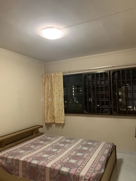 56 Pipit Road, 56 Pipit Road, 3 Bedrooms, 1,200 sqft, HDB Flat For Rent, by Sophia Mande, 21653735 - PropertyGuru.com.sg