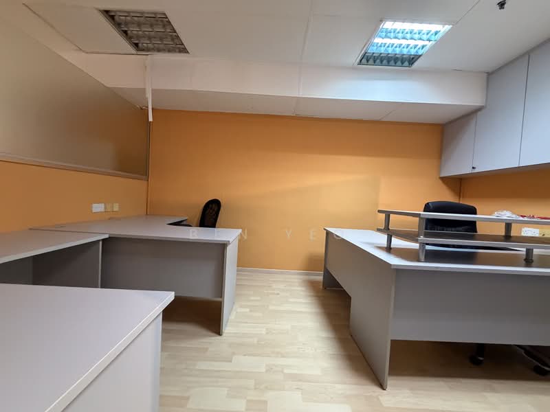 Parklane Shopping Mall, 35 Selegie Road, Beach Road / Bugis / Rochor, 581 sqft, Office For Rent, by Ben Yeo, 21654049 - CommercialGuru.com.sg