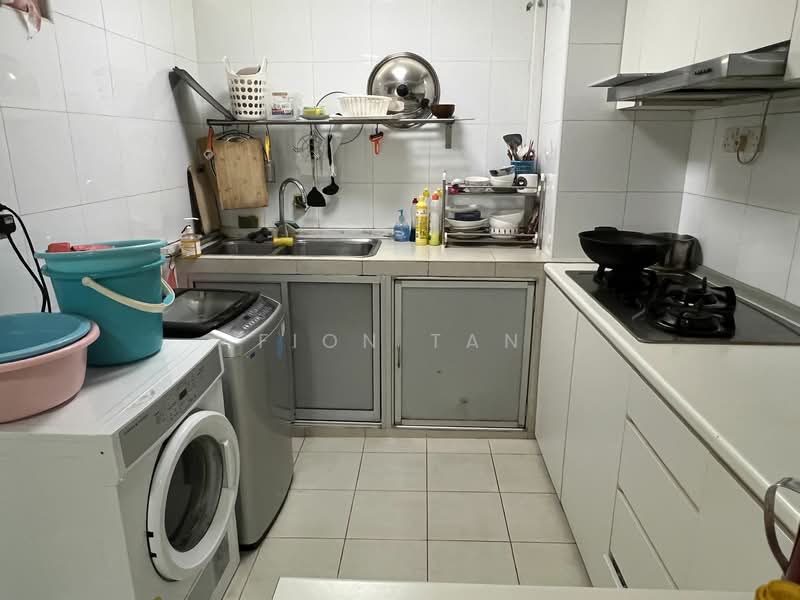 People's Park Complex, 1 Park Road, Room Rental, 150 sqft, Apartment For Rent, by Fion Tan, 21654683 - PropertyGuru.com.sg