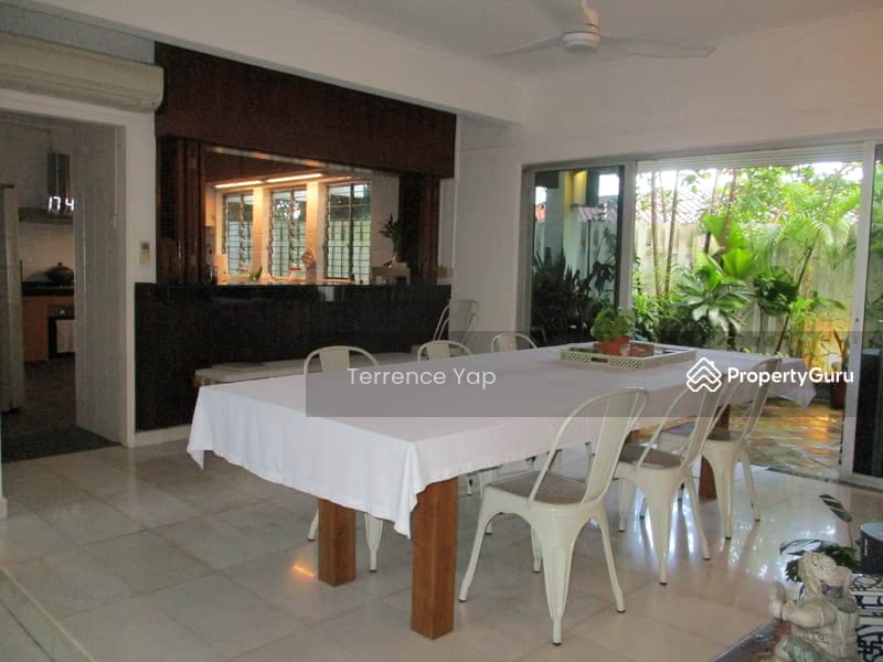 DINING LEADING TO REAR PATIO