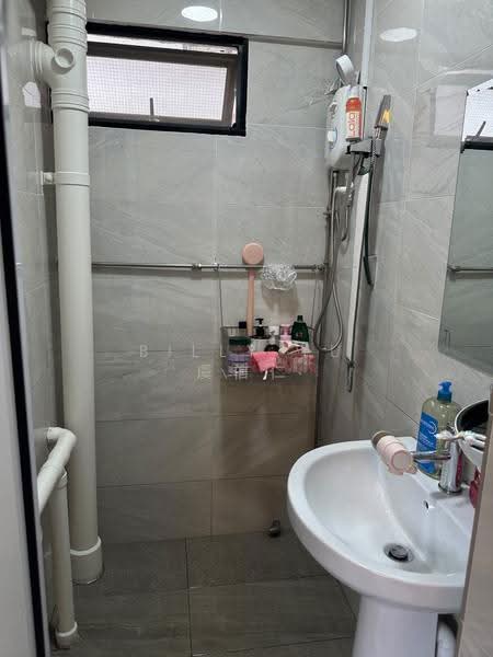 22 Sin Ming Road, 22 Sin Ming Road, Ang Mo Kio / Bishan / Thomson, 2 Bedrooms, 731 sqft, HDB Flat For Rent, by Billy Yu 虞信仁, 21655955 - Bathroom - PropertyGuru.com.sg