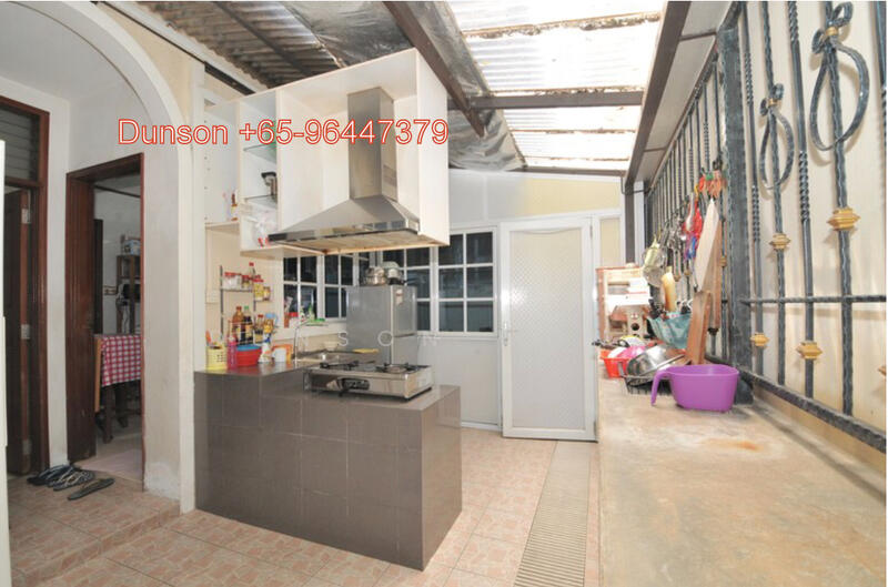 Jansen road, Jansen Road, 5 Bedrooms, 2800 sqft, Landed Properties for